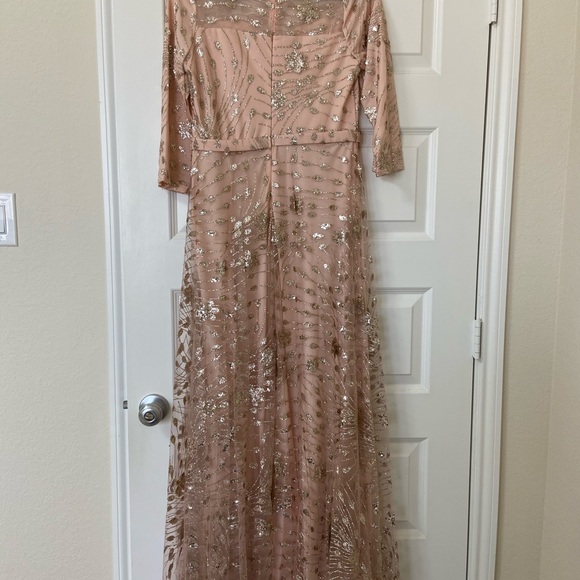 DELVINA Maxi Lace Dress Blush Pink Size M - Picture 7 of 9